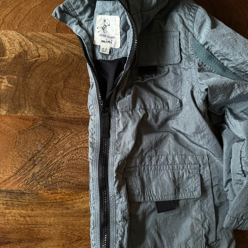 River Island Mini size 4/5 years windbreaker